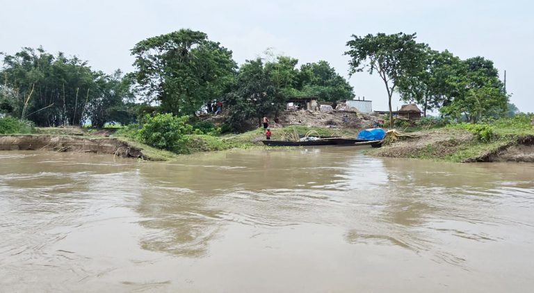 চাঁপাইনবাবঞ্জে নদীর পানি বৃদ্ধি অব্যাহত