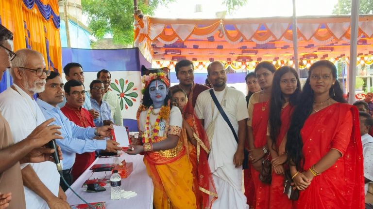 চাঁপাইনবাবগঞ্জে বিভিন্ন আয়োজনে জন্মাষ্টমী পালিত হয়েছে