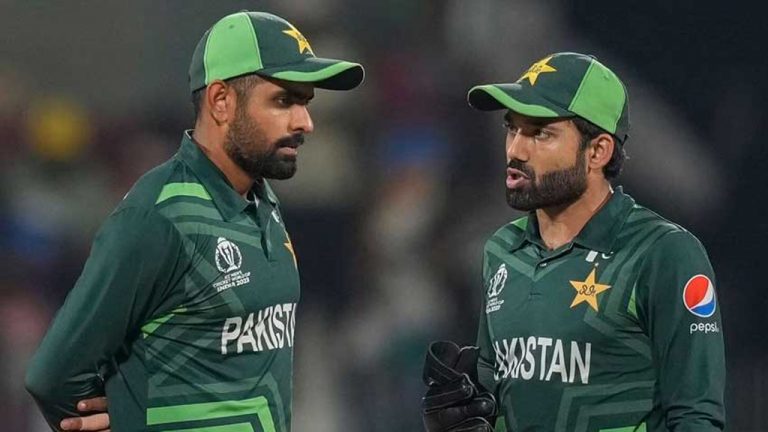 স্কোয়াড ঘোষণা: এশিয়া কাপের দলেও নেই বাবর ও রিজওয়ান