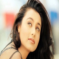 ক্যারিয়ারে প্রথম জাতীয় পুরস্কার মায়েদের উৎসর্গ করলেন রানি 