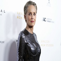 বেসিক ইনস্টিংক্ট- আইকন বানিয়েছে, তবে সম্মান দেয়নি: শ্যারন 