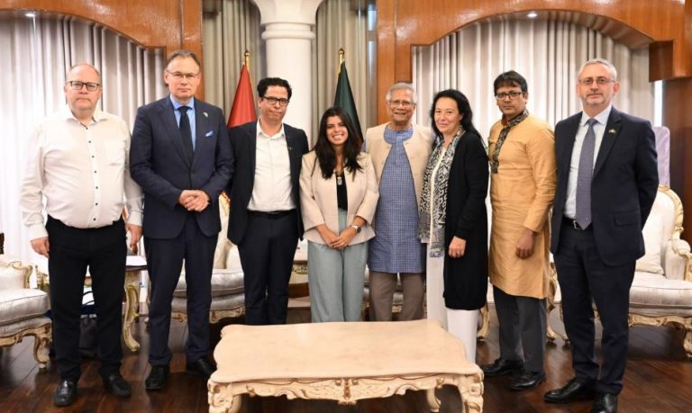 ফেব্রুয়ারিতে নির্বাচন আয়োজনের অঙ্গীকার প্রধান উপদেষ্টার