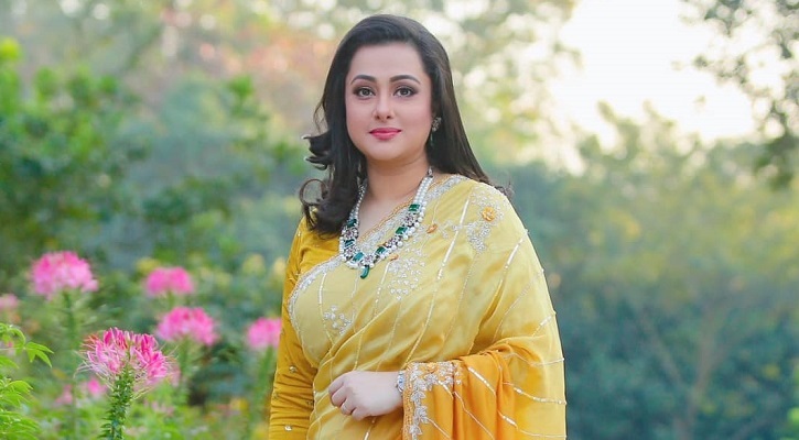 ভুঁইফোঁড় অ্যাওয়ার্ড নিয়ে যা বললেন পূর্ণিমা