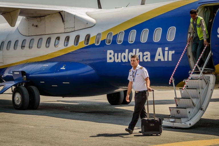 আগামীকাল থেকে নেপালে শুরু হচ্ছে বিমান চলাচল