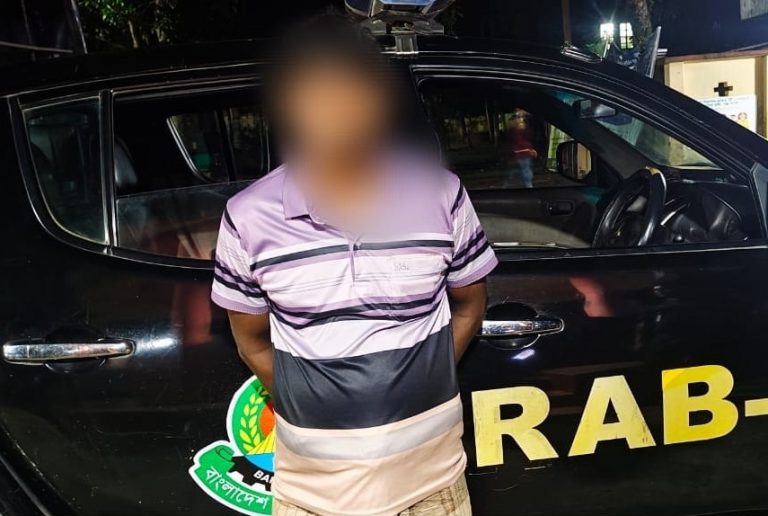 যৌতুকের জন্য গৃহবধূকে হত্যার উদ্দেশ্যে আঘাত, স্বামী গ্রেপ্তার