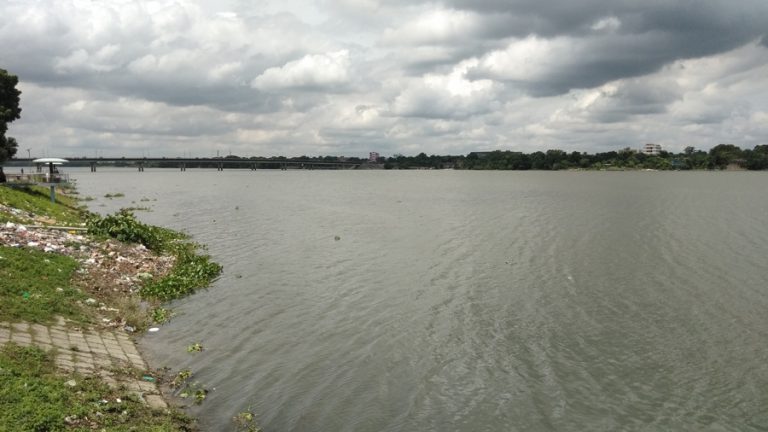 চাঁপাইনবাবগঞ্জে আবার বাড়ছে পদ্মা মহানন্দার পানি