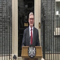  যুক্তরাজ্যে মেধাবীদের ভিসা ফি লাগবে না নতুন পরিকল্পনায়