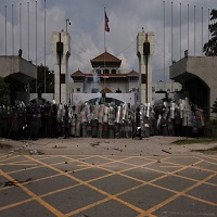 নেপালে জেন-জি বিক্ষোভে নিহত বেড়ে ১৪,  কারফিউ জারি