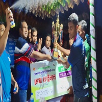 ভোলাহাটে মেগা ফাইনাল গোল্ডকাপ ফুটবল টুর্নামেন্ট অনুষ্ঠিত