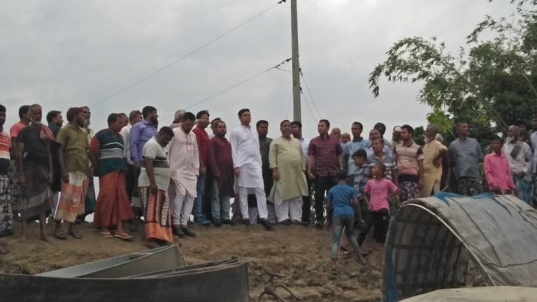 পরিকল্পনা কমিশনে প্রক্রিয়াধীন; পদ্মা নদীর ভাঙন রোধে গৃহীত প্রকল্প