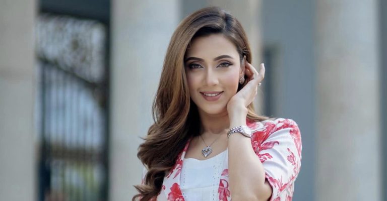 ফিরছেন মিম বড় চমক নিয়ে