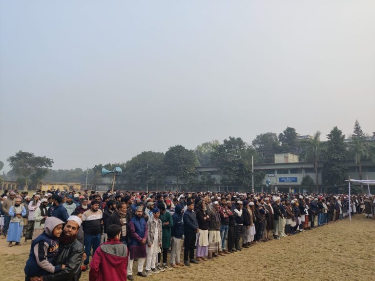 শরীফ ওসমান হাদির মৃত্যুতে চাঁপাইনবাবগঞ্জে গায়েবানা জানাজা