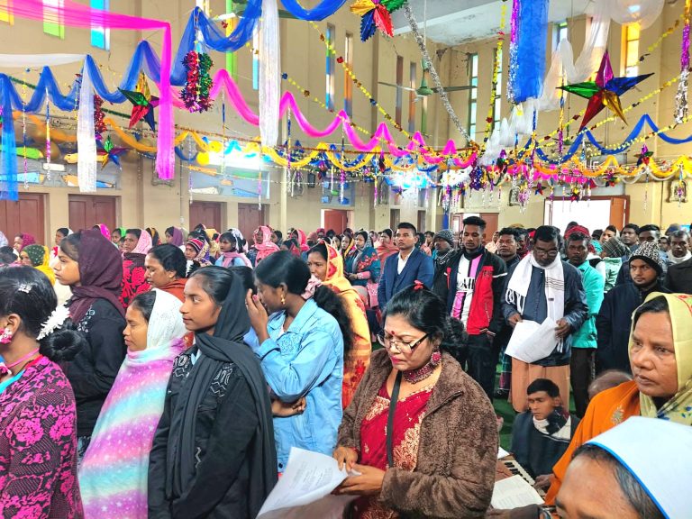 রহনপুরে নানা কর্মসূচীতে বড়দিন পালিত