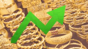 বিশ্ববাজারে স্বর্ণের দামে নতুন রেকর্ড, বেড়েছে তেলের দামও