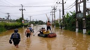 ঘূর্ণিঝড় ‘ডিটওয়াহ’র তাণ্ডবে শ্রীলঙ্কায় মৃতের সংখ্যা ৩০০ ছাড়াল