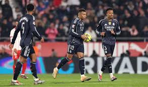 পয়েন্ট হারিয়ে শীর্ষস্থান হারাল রিয়াল