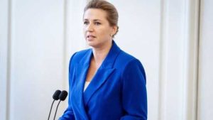 গ্রিনল্যান্ডের প্রধানমন্ত্রীর সঙ্গে বৈঠক করবেন ডেনমার্কের প্রধানমন্ত্রী