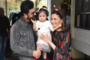 এখন মা হয়ে এই বিষয়গুলো বুঝতে পারি : আলিয়া ভাট