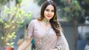  সিনেমার জন্য নতুন করে প্রস্তুতি নিচ্ছি ফারিন খান