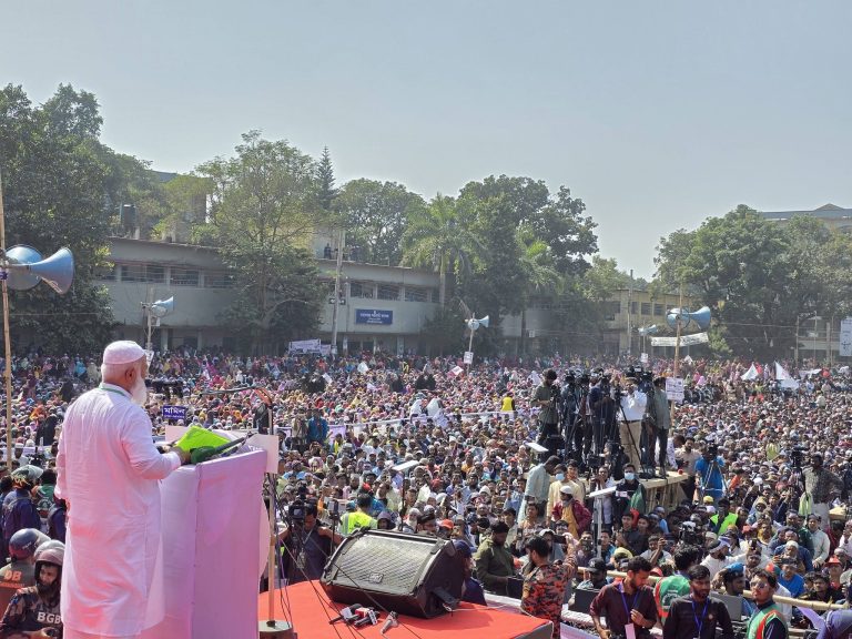 প্রধানমন্ত্রী অপরাধ করলেও ছাড় দিয়ে কথা বলা হবে না