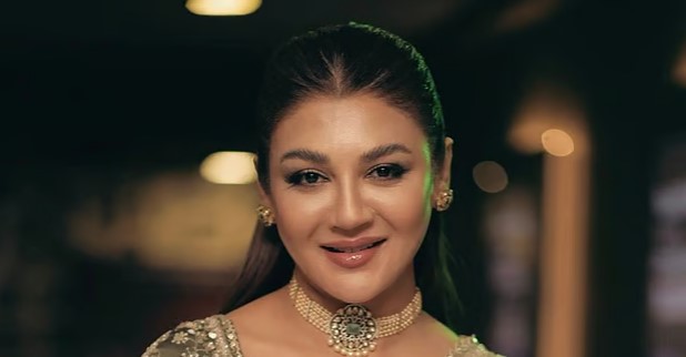 বয়স বাড়ার সঙ্গে আরও ‘অ্যাডভেঞ্চারাস’ হচ্ছেন জয়া আহসান