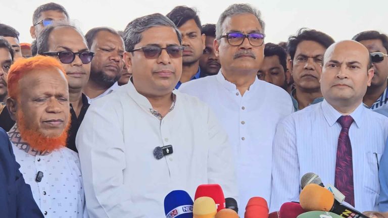 নতুন করে প্রশাসক নয়, আইনি জটিলতায় স্থানীয় সরকার নির্বাচনে বিলম্ব : প্রতিমন্ত্রী শাহে আলম