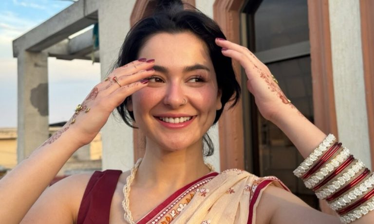 ঈদে শাড়িতে হানিয়া, হতাশ ভক্তরা