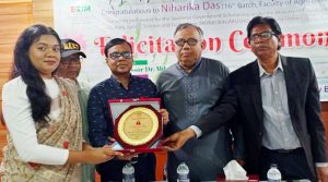 হরিনগর তাঁতপল্লী থেকে জাপানের বিশ্ববিদ্যালয়ে নিহারিকা দাস