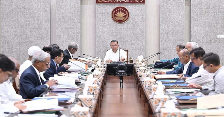 সরকারি ছুটির মধ্যেই সচিবালয়ে মন্ত্রিসভার বৈঠক আজ