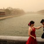 বসন্তে পড়ালেখা কমিয়ে প্রেম করার পরামর্শ দিল চীনা বিশ্ববিদ্যালয়