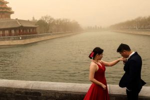 বসন্তে পড়ালেখা কমিয়ে প্রেম করার পরামর্শ দিল চীনা বিশ্ববিদ্যালয়