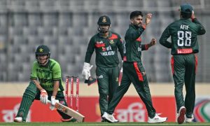 বাংলাদেশের সামনে বাঁচা-মরার লড়াই, ইতিহাস কার পক্ষে?