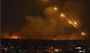 ইসরায়েলে মধ্যরাতের পর পাঁচ দফায় ক্ষেপণাস্ত্র হামলা ইরানের