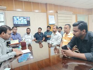 গোমস্তাপুরে পেট্রোল পাম্প মালিকদের নিয়ে ইউএনওর মতবিনিময়