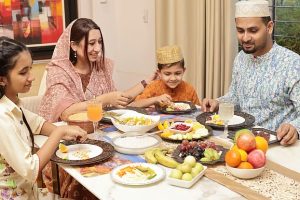 তারাবির পর ক্ষুধা লাগলে খাবেন স্বাস্থ্যকর খাবার