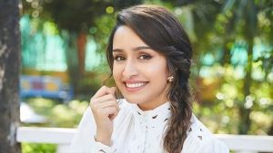 কেন ঠিকানা বদলে ফেললেন শ্রদ্ধা