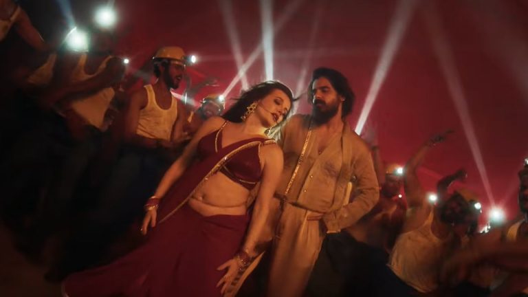 ‘বিলেত রাজা’তে ঝড় তুললেন সিয়াম