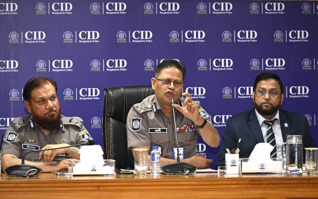 মাদক ও সাইবার অপরাধের বিরুদ্ধে ‘জিরো টলারেন্স’ : আইজিপি