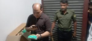 চাঁপাইনবাবগঞ্জে ‘স্কুল ফিডিং’ এর খাবার অনুপযুক্ত স্থানে সংরক্ষণের দায়ে সরবরাহকারী এনজিও’র ৪০ হাজার টাকা অর্থদন্ড