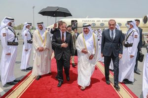 সৌদি আরবের পর দোহায় পৌঁছালেন শাহবাজ শরীফ