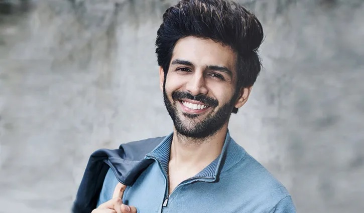 হাইকোর্টে মামলা করলেন কার্তিক আরিয়ান