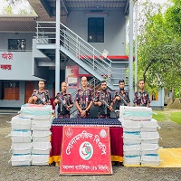সোনামসজিদে ভারতীয় ট্রাকে মিললো ৬ হাজার বোতল নেশার সিরাপ