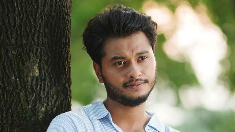 নতুন পরিচয়ে আরশ খান