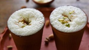 মালাই লাচ্ছি তৈরির রেসিপি জেনে নিন