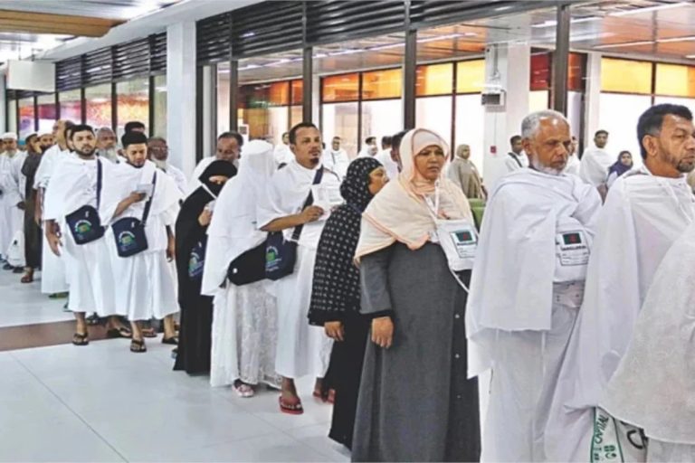 সৌদি আরব পৌঁছেছেন ২৫ হাজার ৩৯৬ হজযাত্রী, ২ জনের মৃত্যু