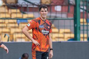 অবশেষে আইপিএলে ফিরছেন কামিন্স